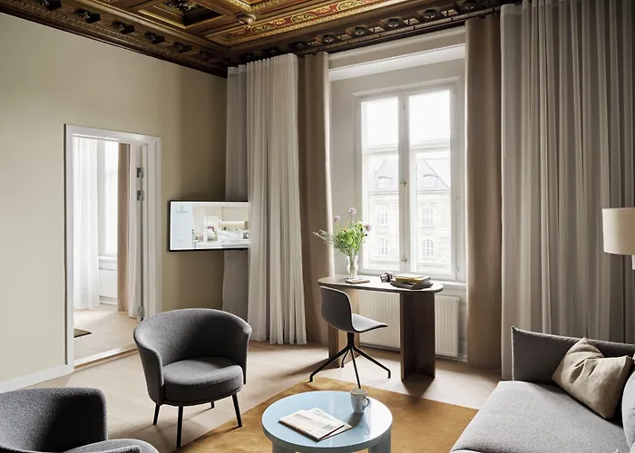 Venders Aparthotel 4*